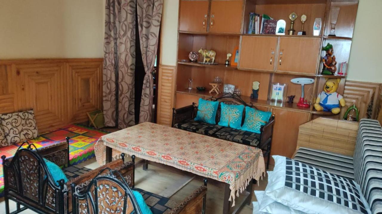 Dalhousie Luxury * Nainital